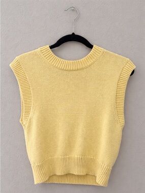 ARITZIA Wilfred Alps Sweater in Butter Yellow Size Small